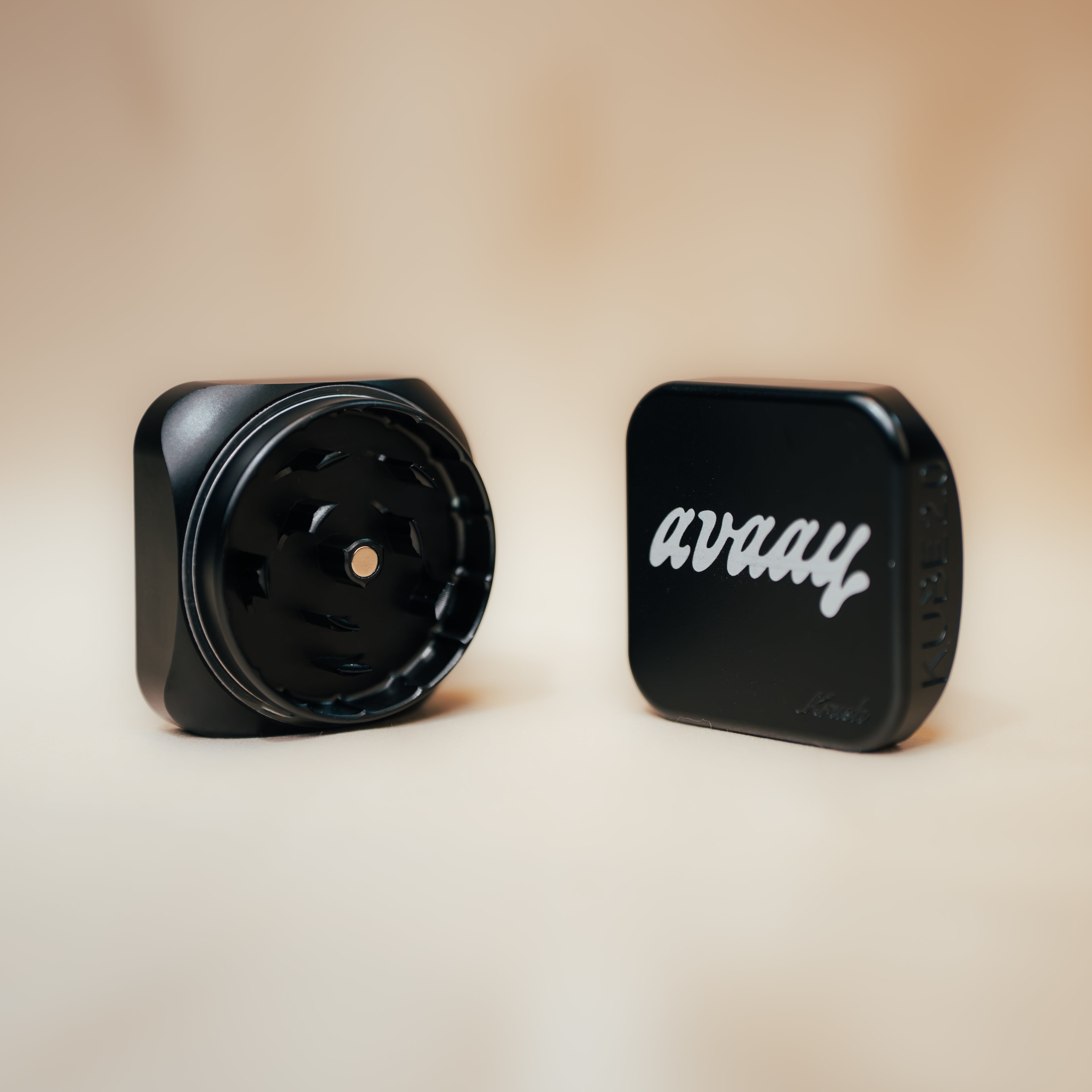 avaay | Krush Metallgrinder