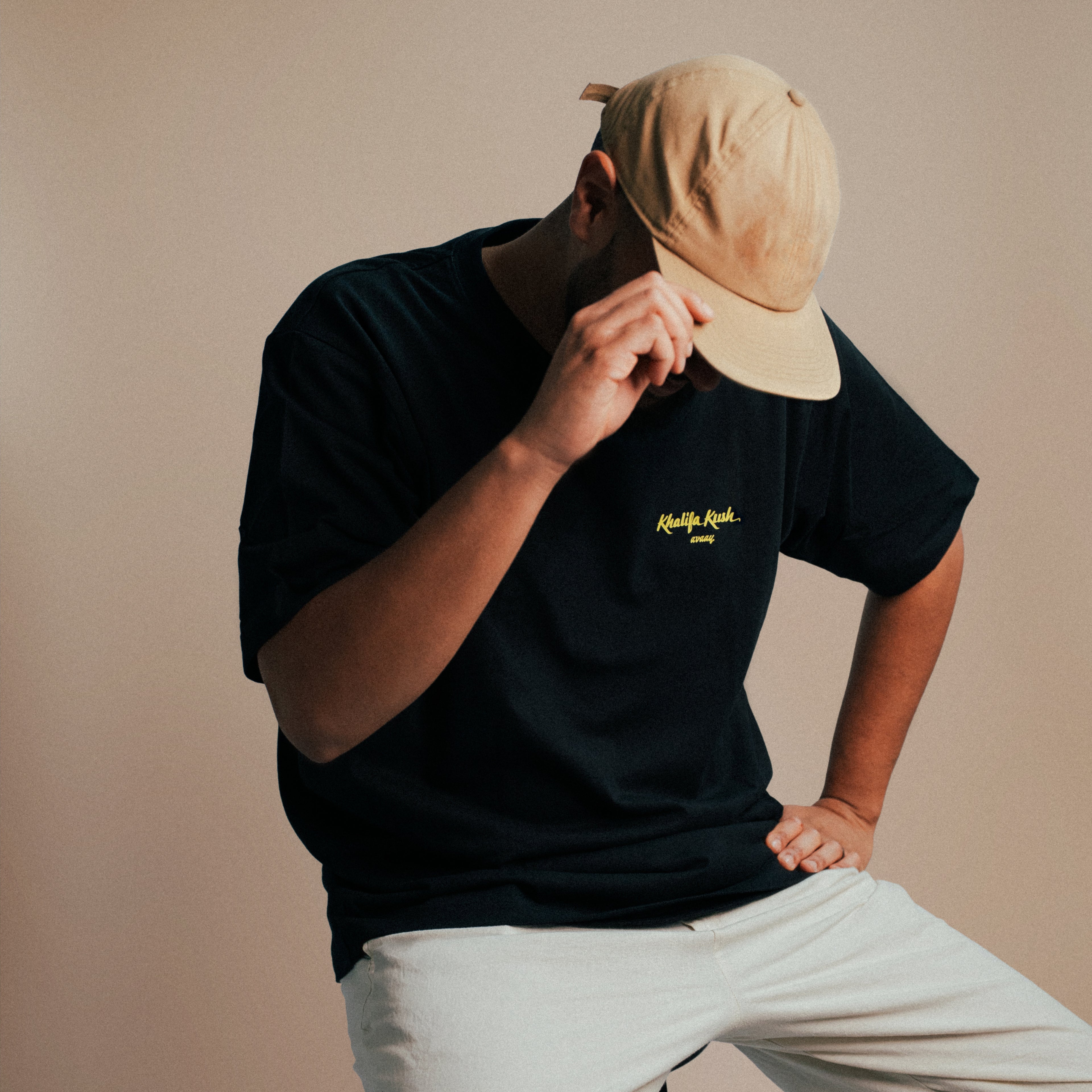 avaay x Khalifa Kush – T-Shirt