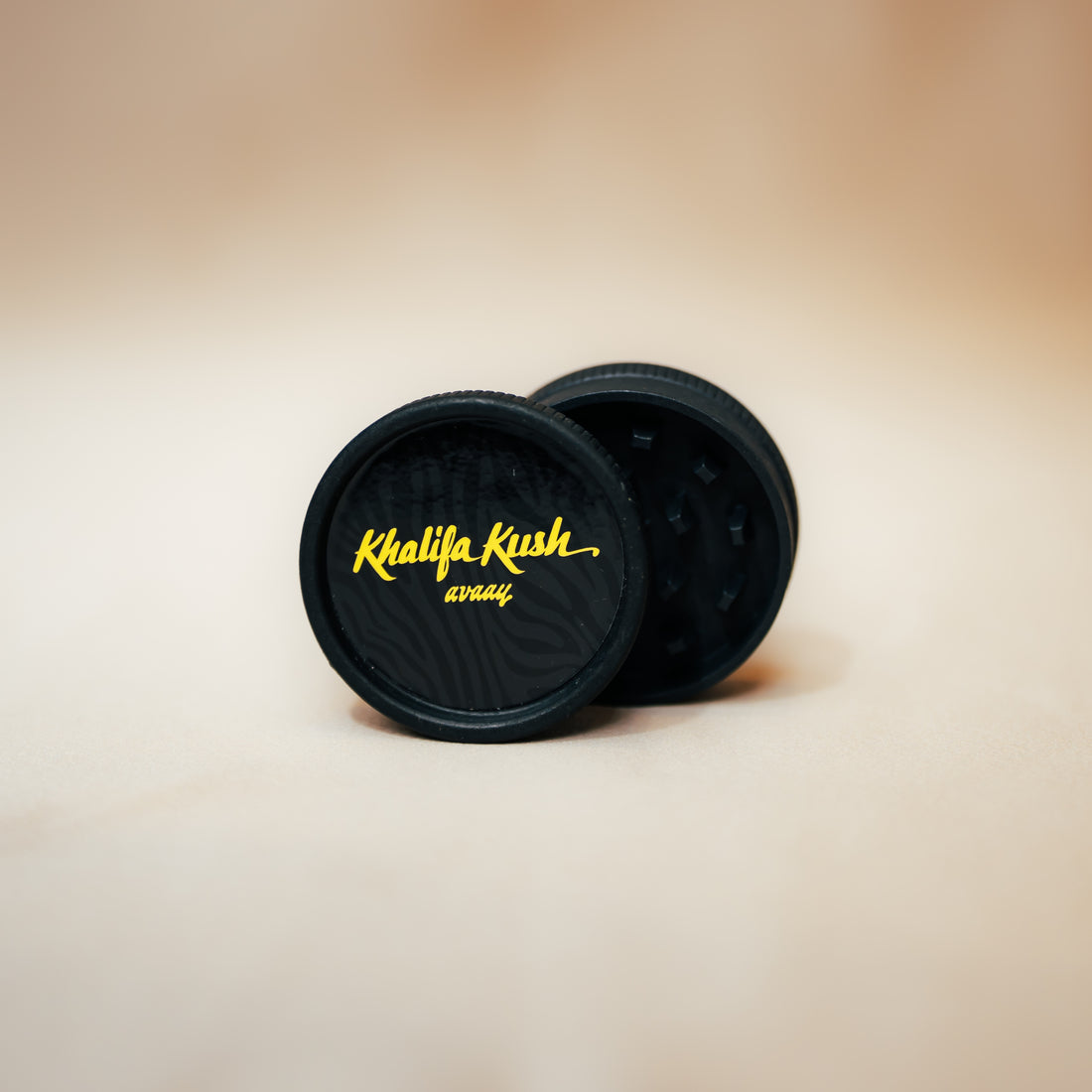 avaay x Khalifa Kush – Grinder